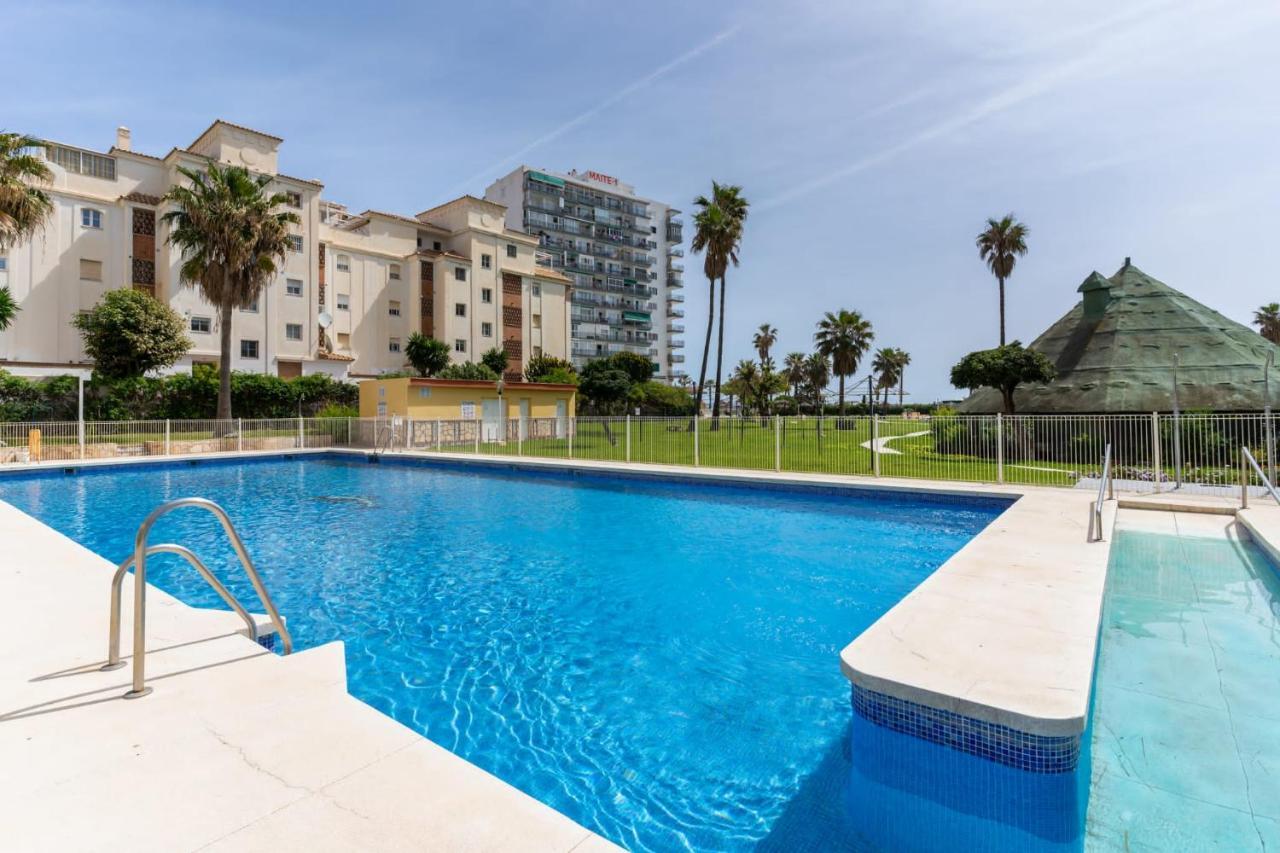Mi Casa De La Playa -Estudio Frente Al Mar- Lägenhet Benalmádena Exteriör bild